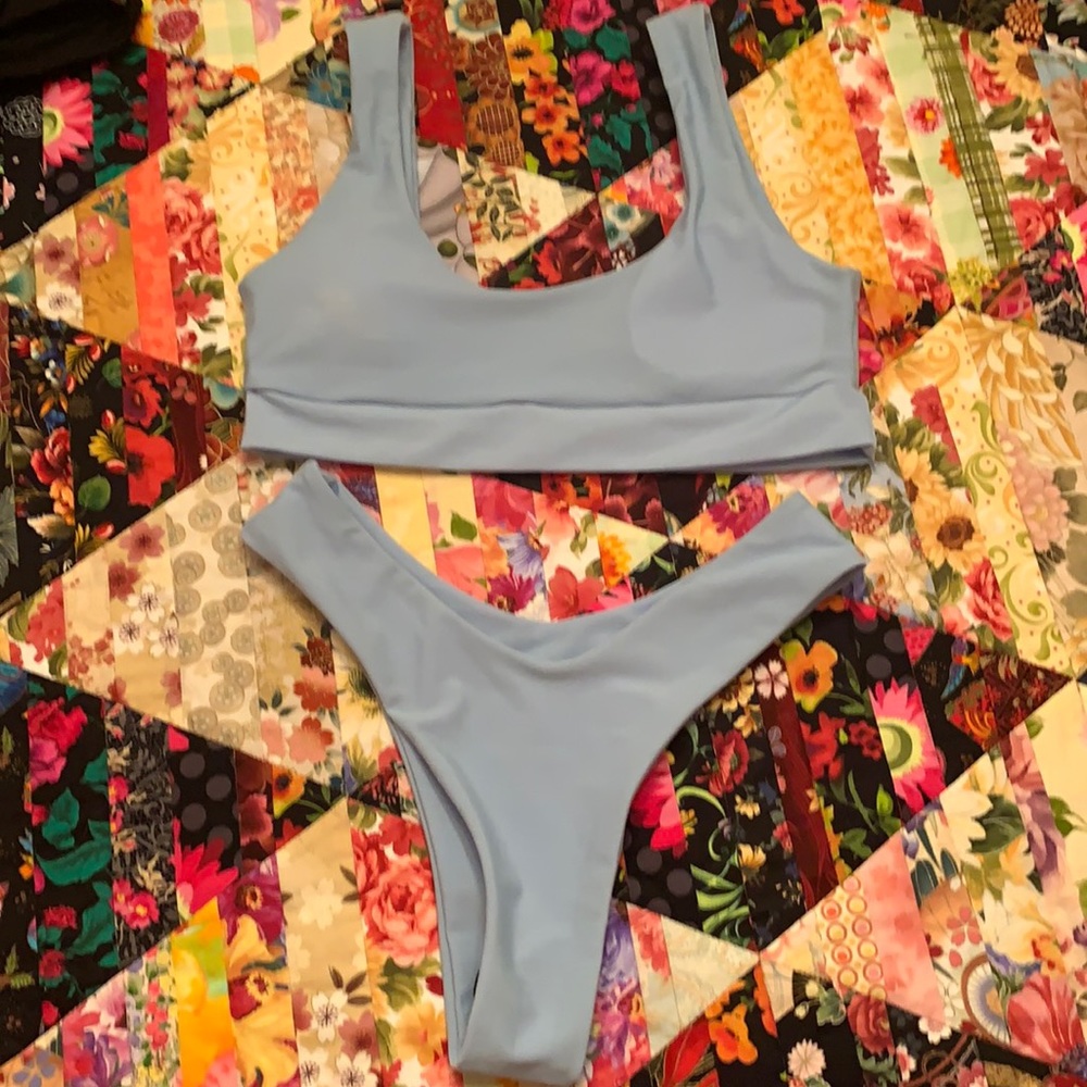 Zaful Light Blue Scoop Neck Bikini Set